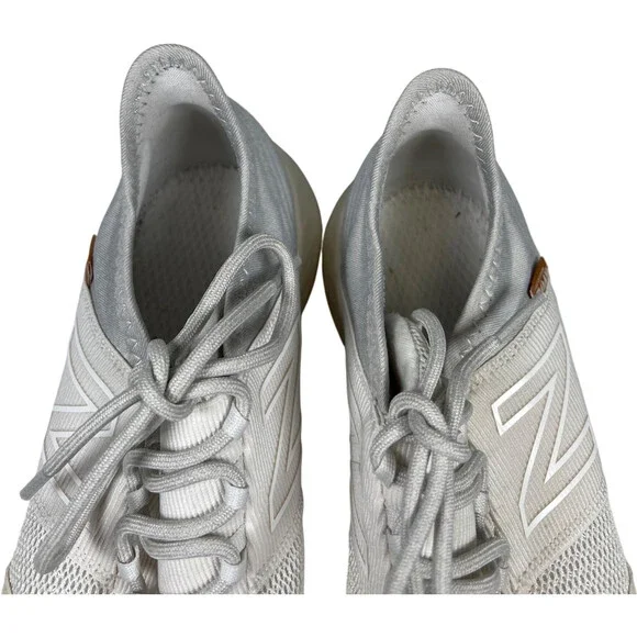 New Balance Women's Light Gray and White Athletic Running Shoes - Picture 3 of 8